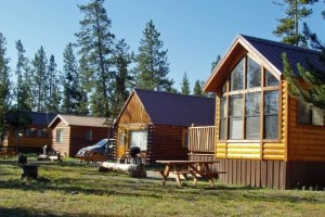 Madison Arm Resort - lakefront cabins